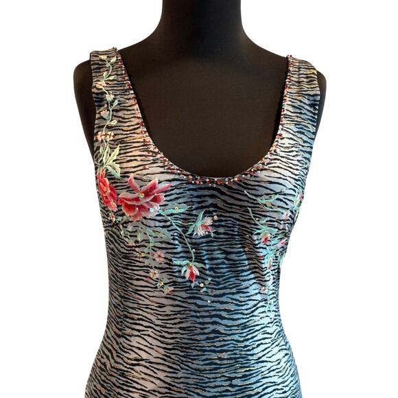 CACHE Dress Body Hug Lined Beaded Embroidery 13.5" Split Scoop Front Back $198 - Picture 1 of 9